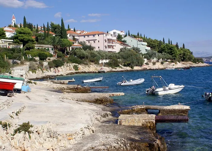 By The Sea Seget Vranjica, - 4884 * Trogir