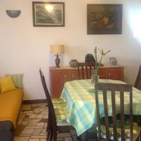 By The Sea Seget Vranjica, - 4884 * Trogir